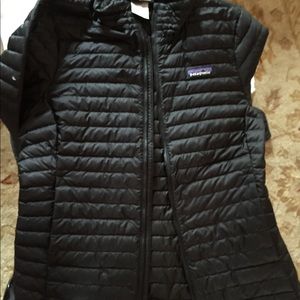 Patagonia Sweater Down Jacket size Small